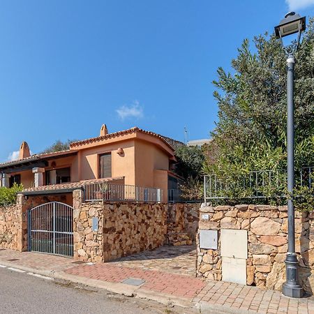 Villetta Franca 100M From The Beach - Happy Rentals Golfo Aranci Exterior foto